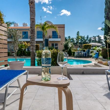 Holiday Cosy Home Paphos 外观 照片