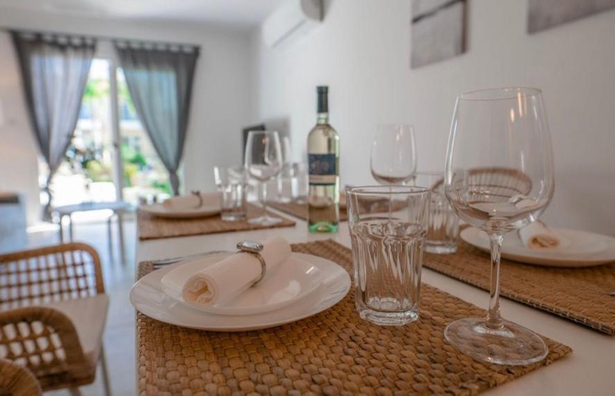 Holiday Cosy Home Paphos 外观 照片