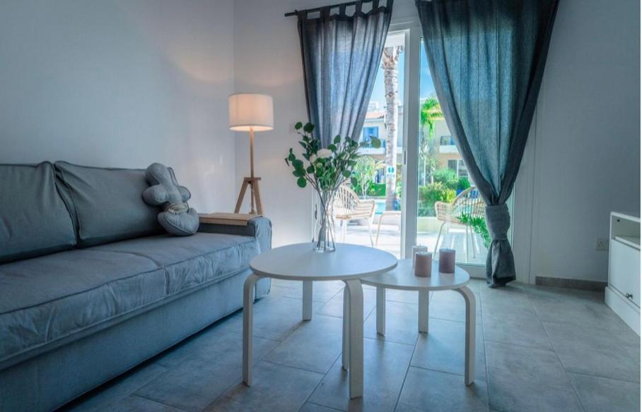 Holiday Cosy Home Paphos 外观 照片